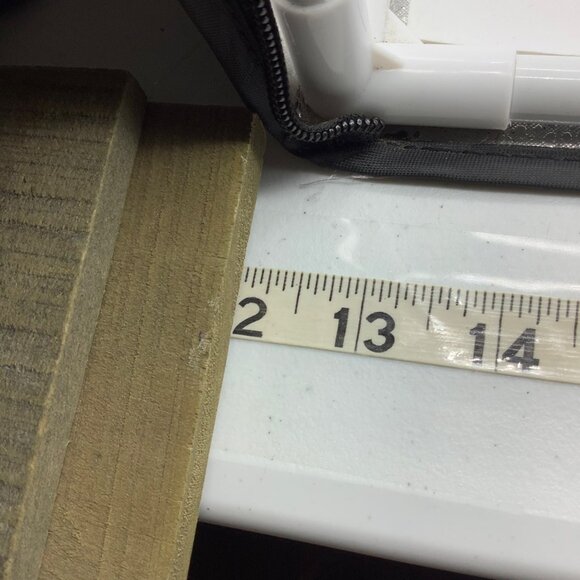 Rustic Wooden Welcome Sign Galvanized Metal Pig Design & Rope Hanger 12”x7” - Picture 4 of 5